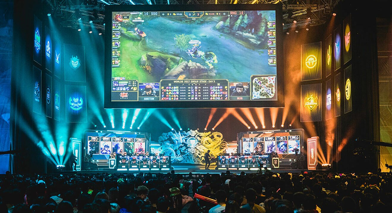Juega en Linea - LoL genera dinero a pasos agigantados